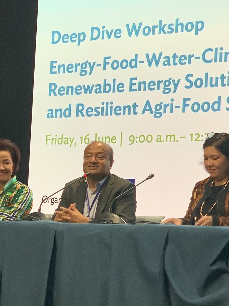 Sohail Hasnie speaking on the Energy-Food-Water-Climate Nexus panel at the Asia Clean Energy Forum 2023